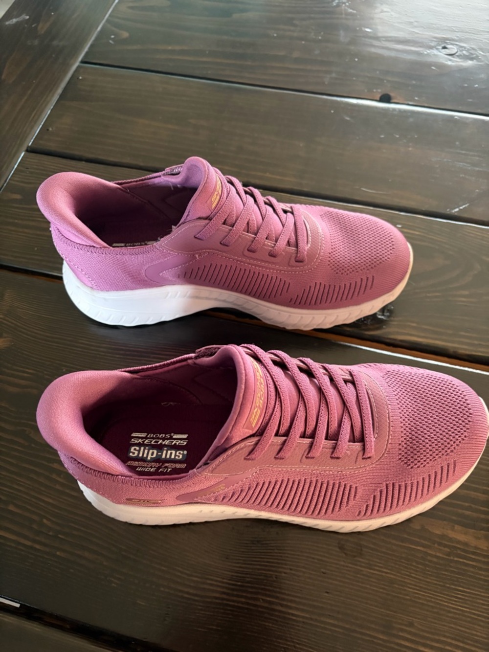 Skechers Women's Athletic bobs Slip-Ins Sneakers - Lavender Purple/pink 7 Wide